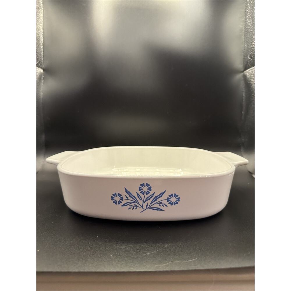 Vintage CORNING WARE Blue Cornflower Casserole Dish A-8-B 8x8x1 3/4 No Lid
